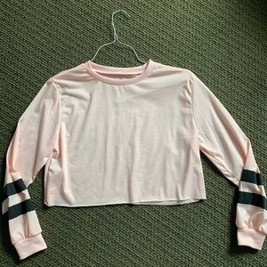 long sleeve pink crop top